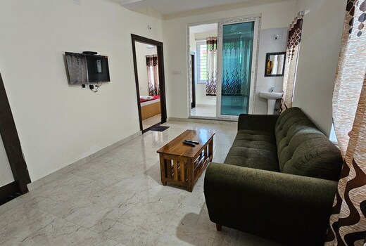 Vensa 1BHK Entire Apartment On The Grand Road