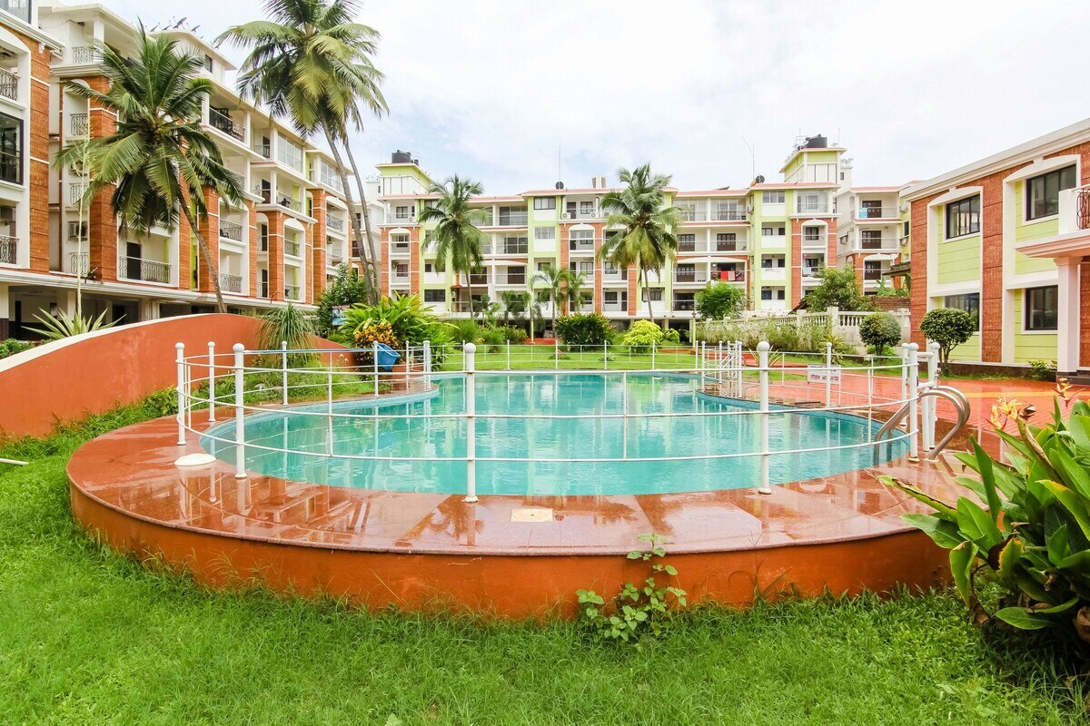Pari Holiday homes - Tap to explore photos