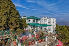 ELIVAAS Berlin House 4 BHK Villa Hillside Getaway, Solan