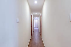 Hotel O Rsquare Elite, Hyderabad