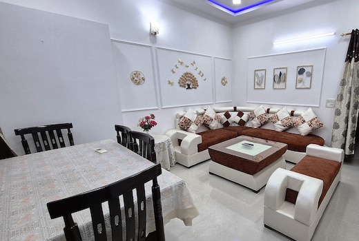 Platinum Retreat 1BHK VasantVih