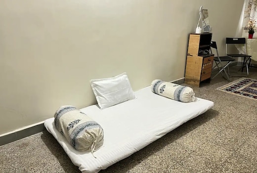 Large & Private Studio Homestay by Bollywood celeb