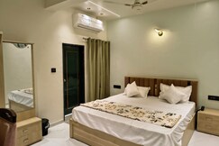 SAANG INN HOTEL & RESTOURENT, Jamnagar