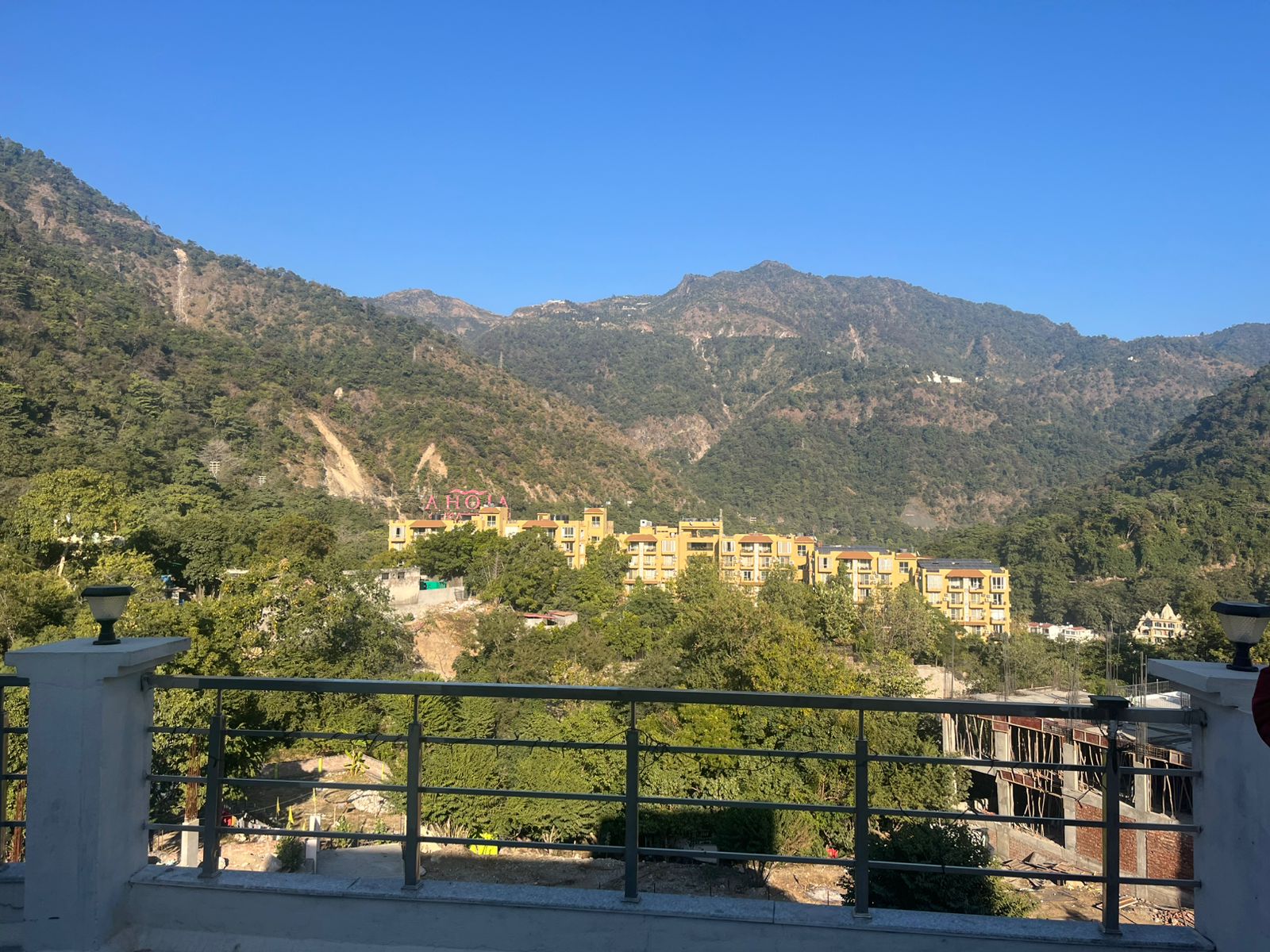 Hotel Gangetic Yoga Getaway - Tap to explore photos