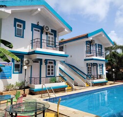 Swimming Pool 1