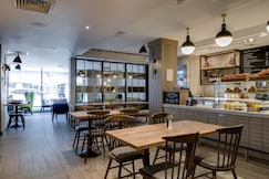 hub by Premier Inn Edinburgh (Royal Mile), Edinburgh