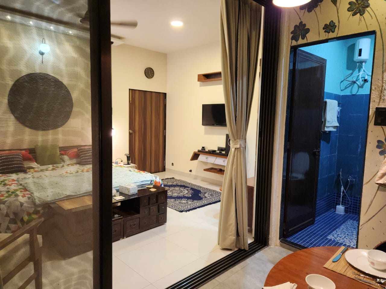 Pinnacle Homestay Alibuag - Tap to explore photos