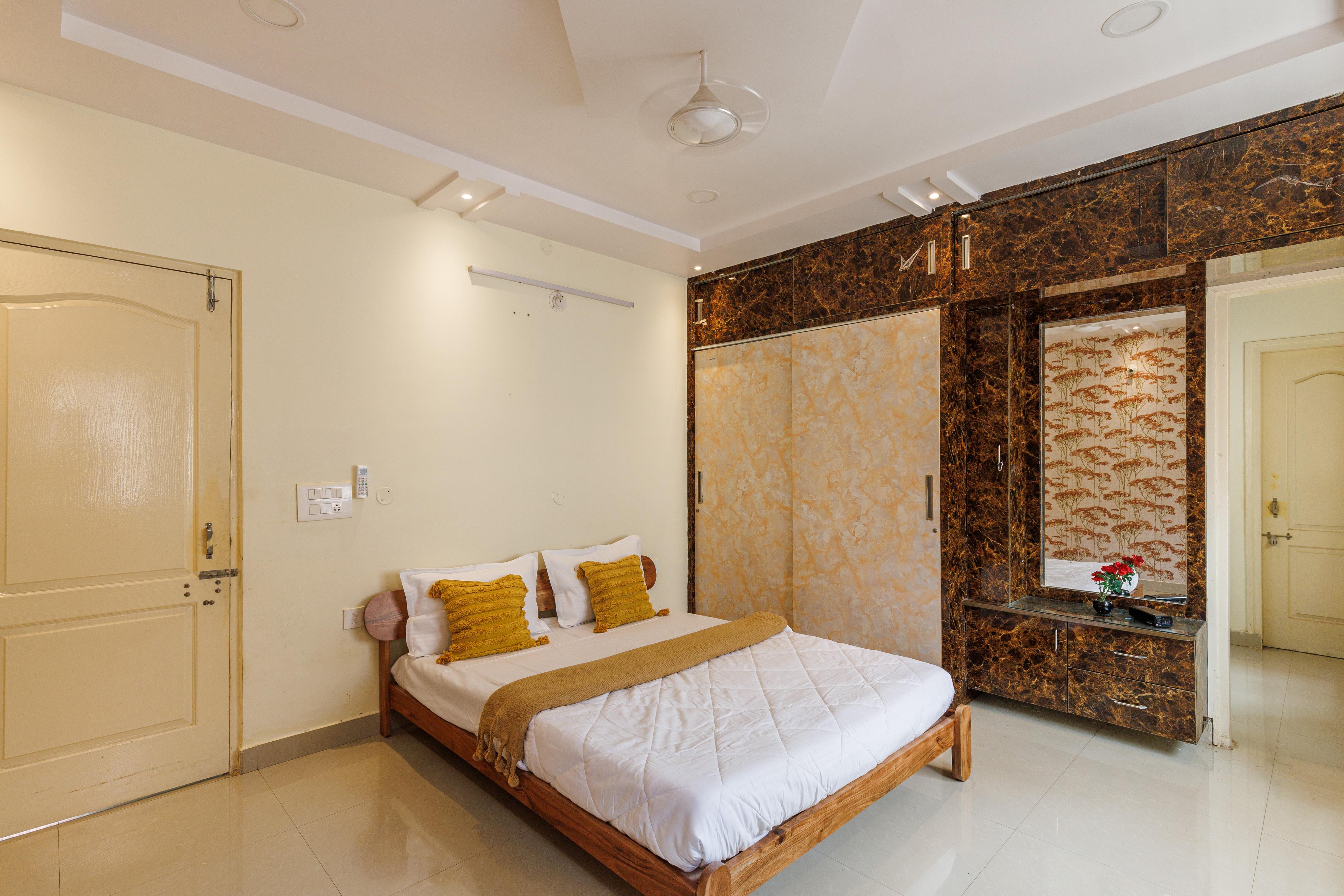 Timber Leaf Villa by StayJade| Nr Hyd Airport - Tap to explore photos