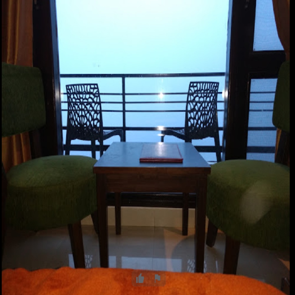 Whispering Pine | Rooms in a Homestay - Tap to explore photos