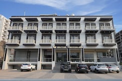 Hotel Omni Bliss, Zirakpur