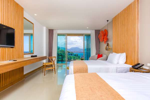 Wyndham Grand Phuket Kalim Bay - Tap to explore photos