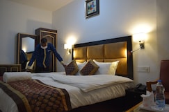 Hotel D' Zojila (Nearby Suru Riverfront), Kargil