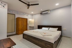 Hotel Saheb Executive Kolhapur, Kolhapur