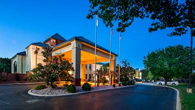 Best Western Butner Creedmoor Inn - Tap to explore photos