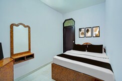 Hotel O Paharganj New Delhi Railway Station Formerly Sweet Dream inn, Delhi
