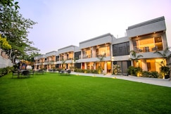 Meritas Aura Resort, Kolad