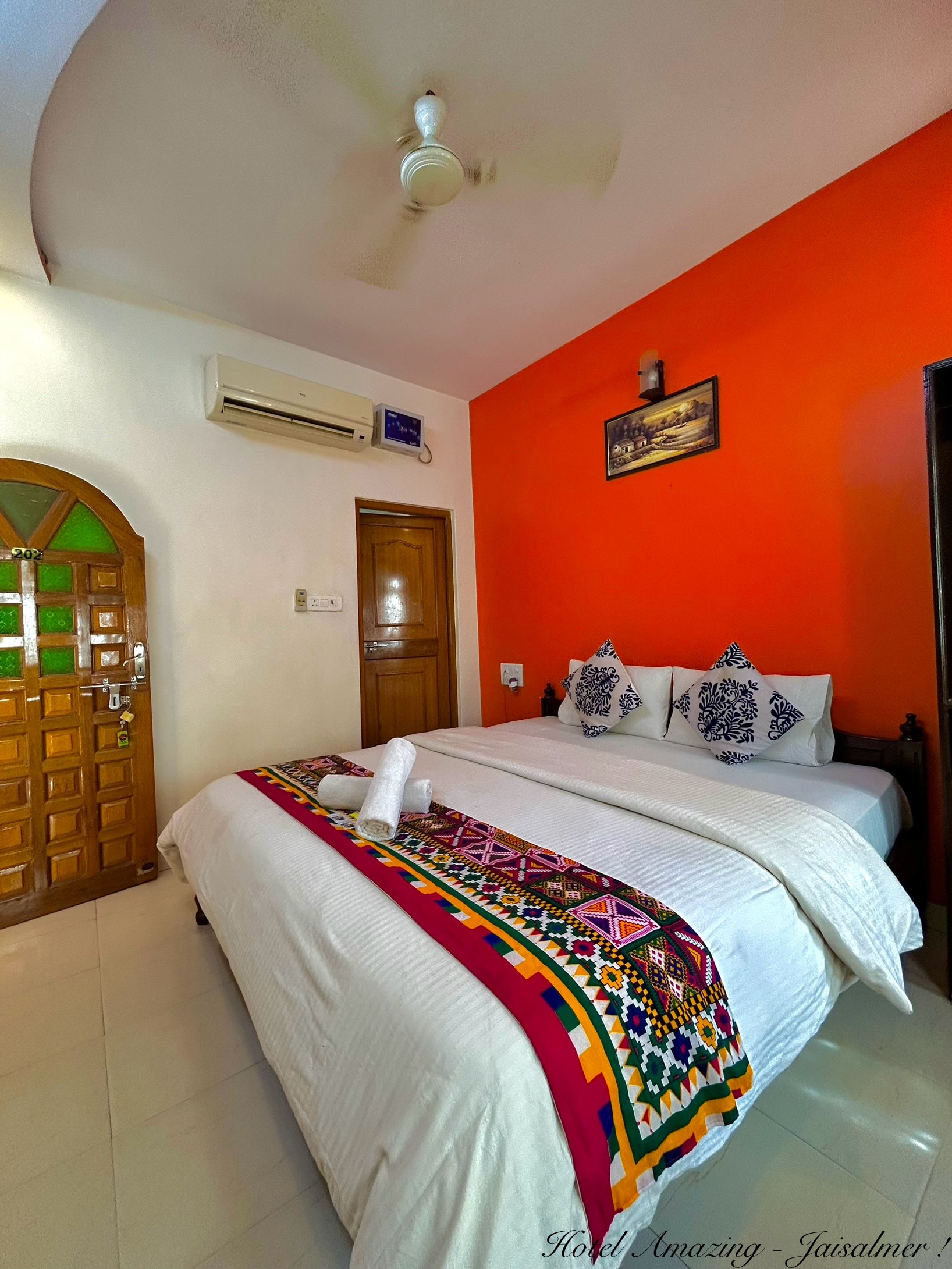 Hotel Amazing Jaisalmer - Tap to explore photos