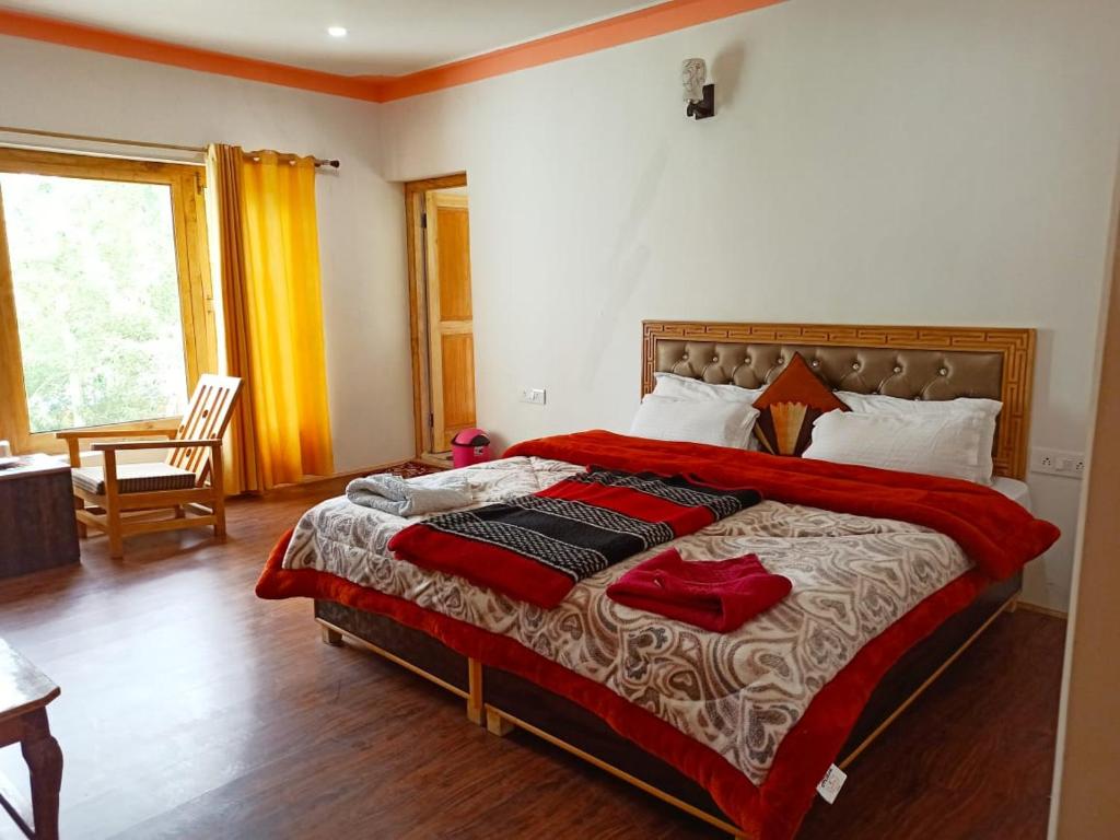 Zing Guest House - Tap to explore photos