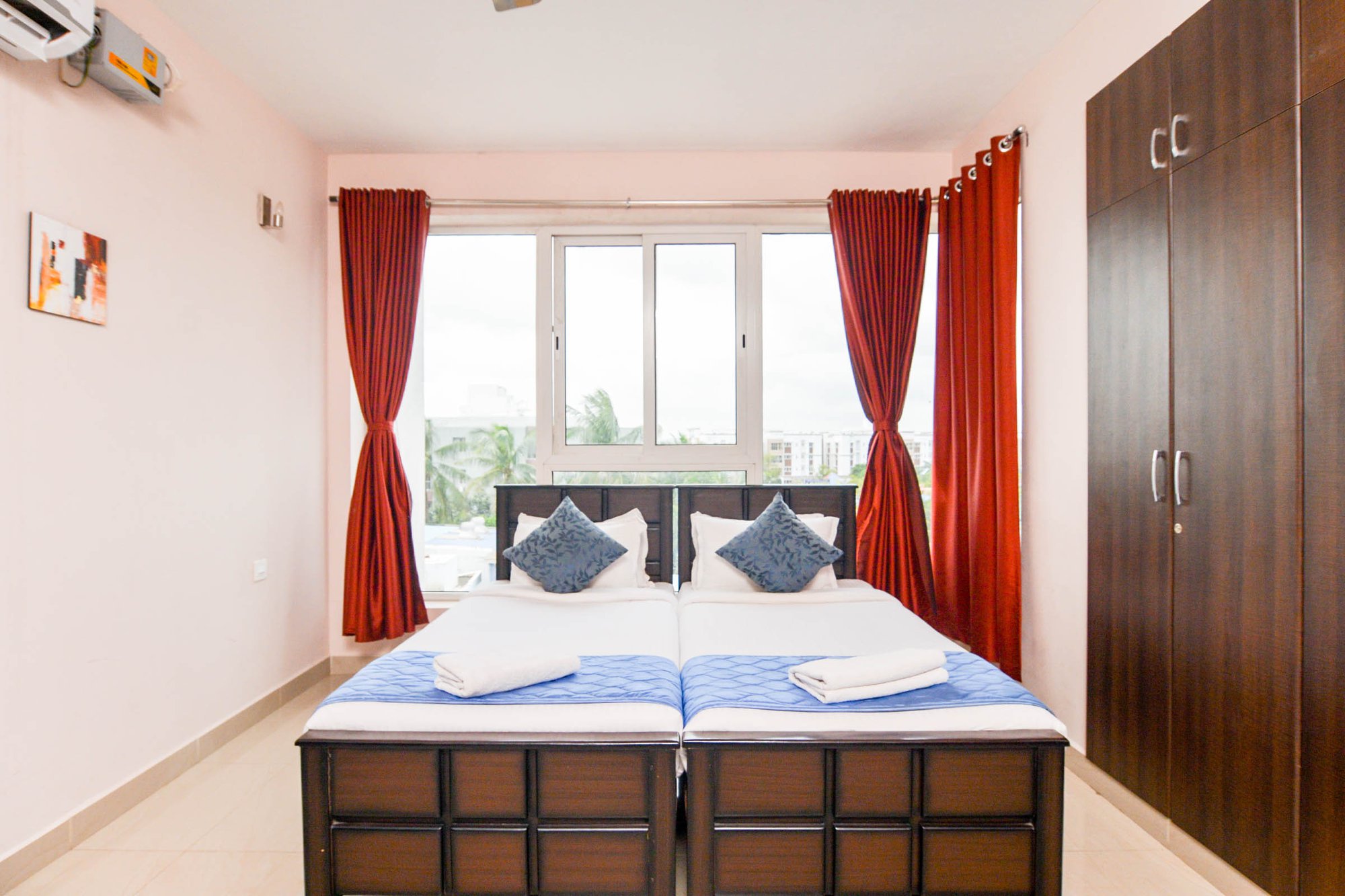 Solitaire Service Apartments(Perungudi) Best Rates on Chennai Hotel