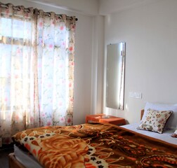 Standard Double Bedded room