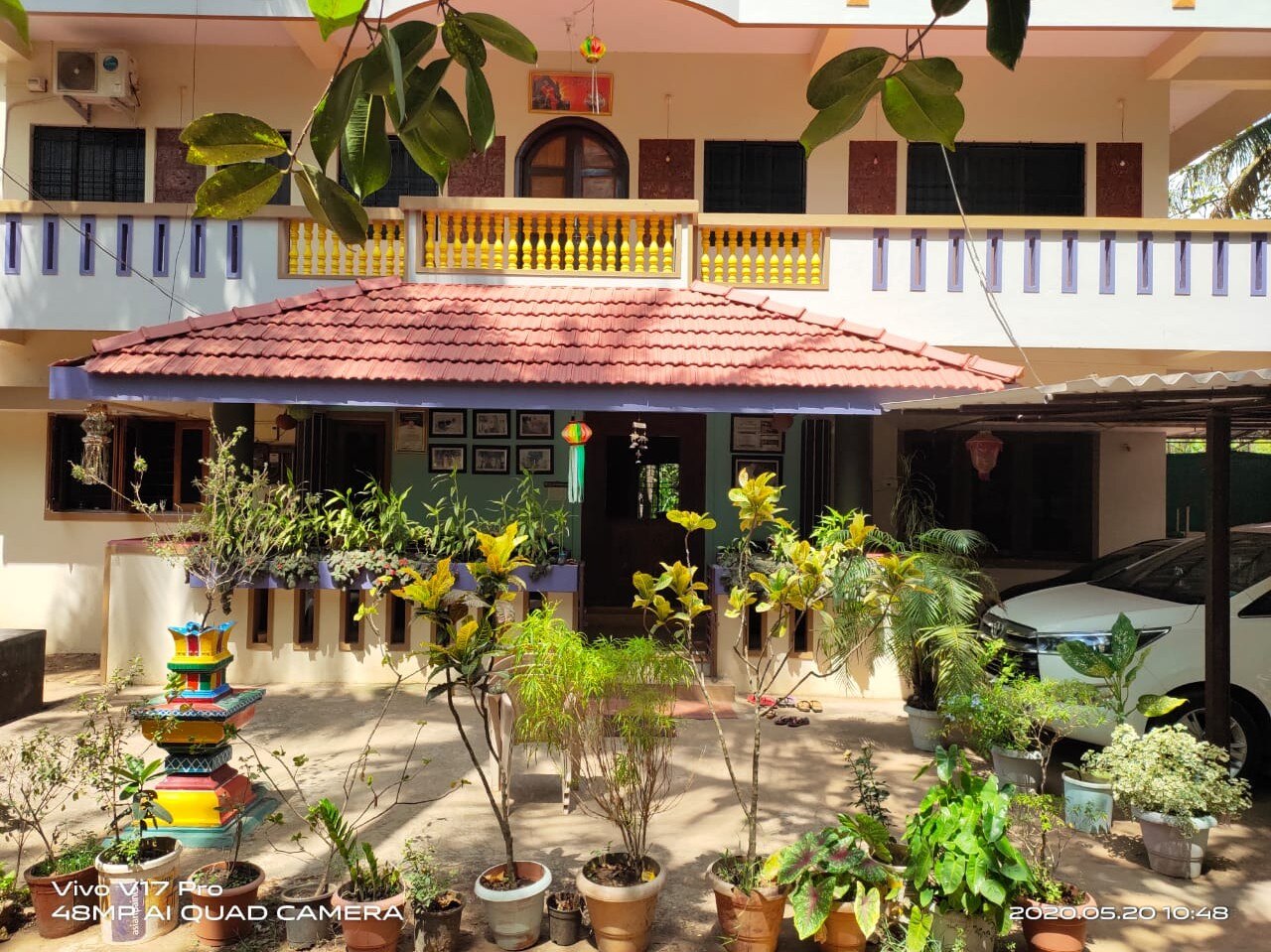 SUNDAR - Tap to explore photos