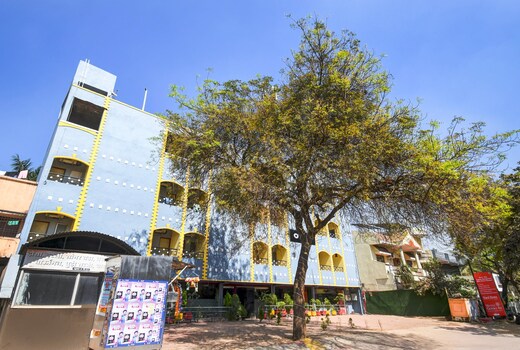 Hotel Gouri Inn