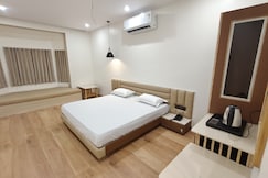 HOTEL KRISHIV, Sanand