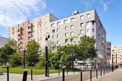 B&B HOTEL Saint-Quentin-en-Yvelines Centre Gare, Paris