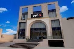 Hotel O The Suresh Mahal Resort, Jaipur