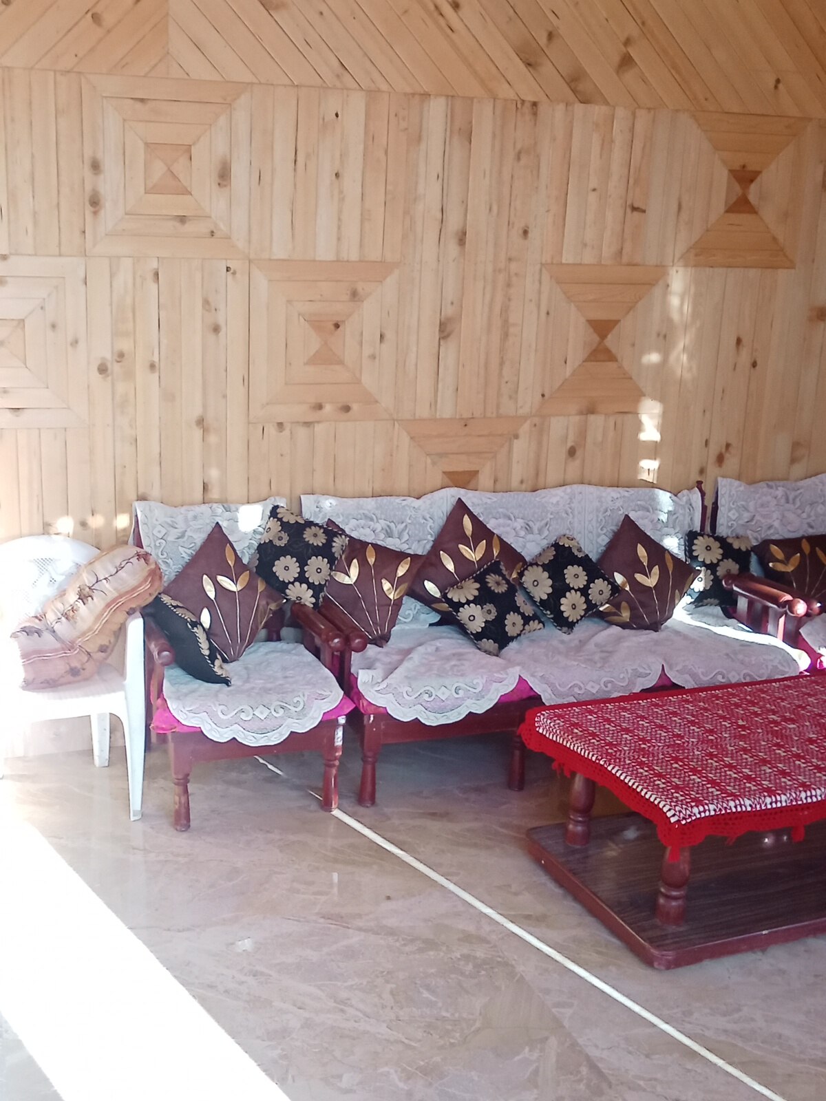 Vivek Bagh Home stay Baghi - Tap to explore photos