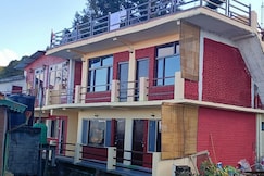 Corner inn, Kausani