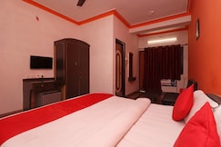 Townhouse GE Road Raipur Formerly Ratan International, Raipur, Chhattisgarh