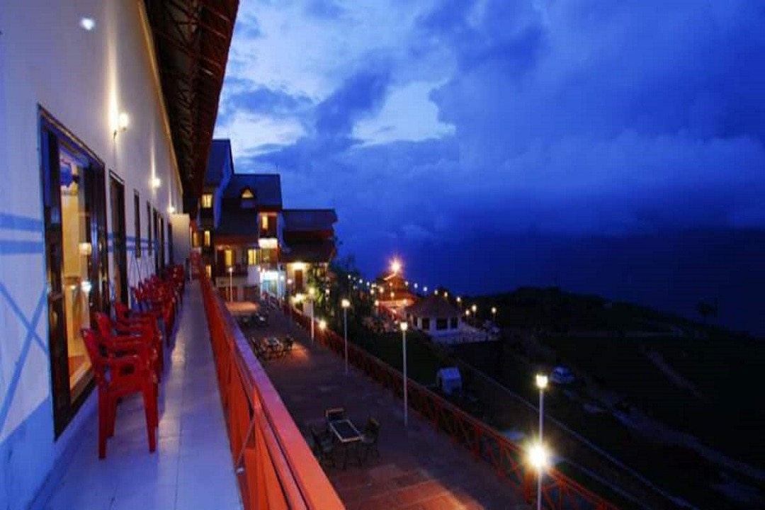 Photos of Cliff Top Club Ski Resort Auli Uttarakhand Cottage in Joshimath