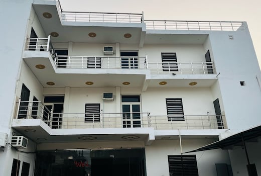 Collection O Sunrakh Road Crossway Formerly Shri Mukund Dham