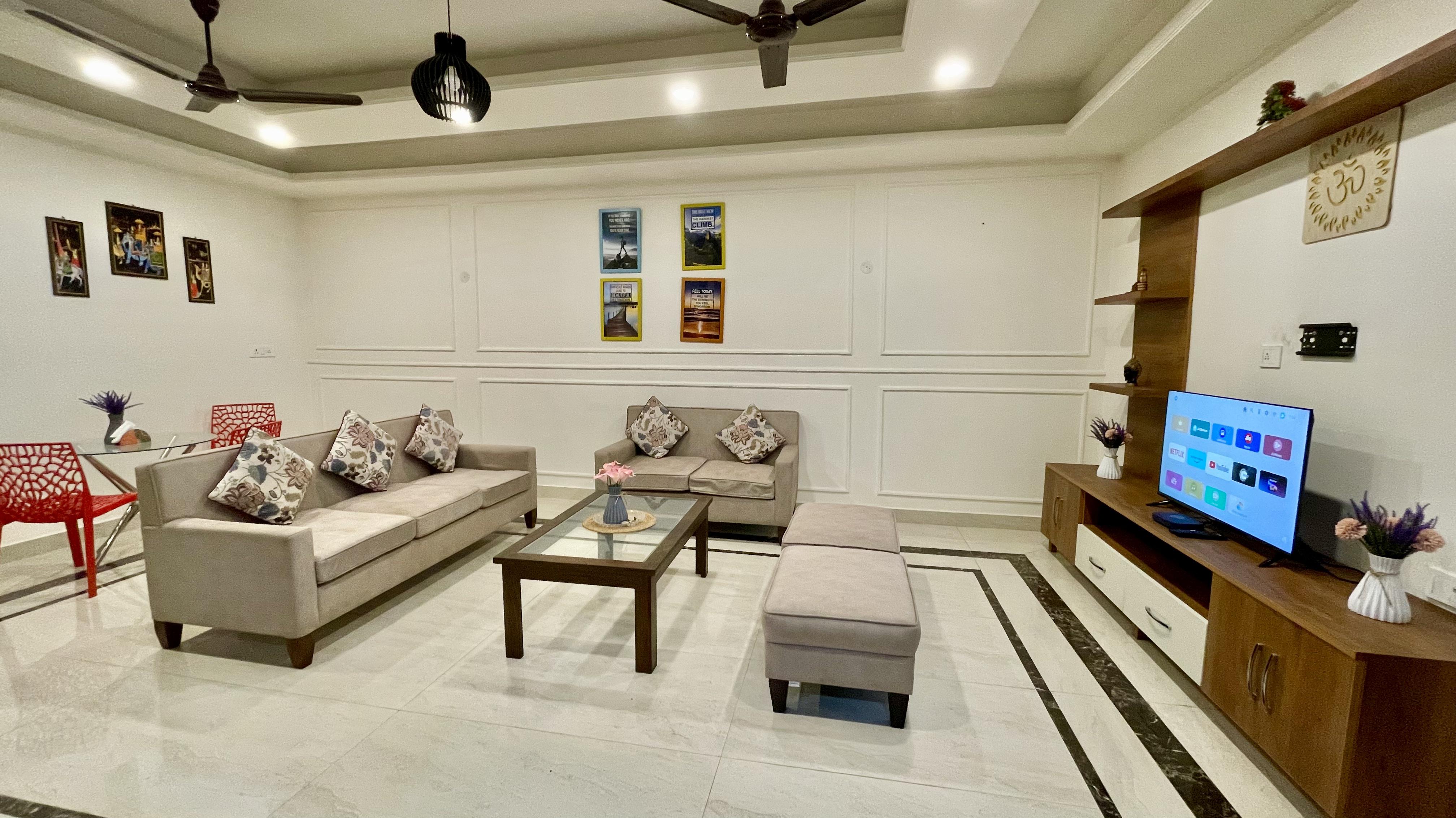 Luxury 2 BHK with Mountain view - Tap to explore photos