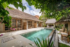 Golden Garuda Cottages at Diamond Beach Hills, Bali