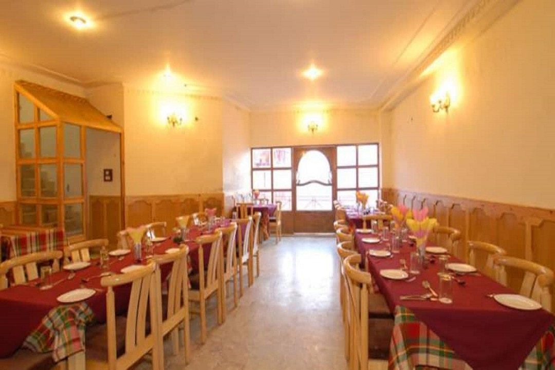 Photos of Cliff Top Club Ski Resort Auli Uttarakhand Cottage in Joshimath