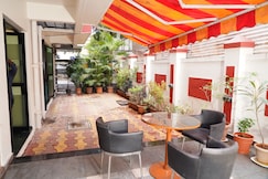Hotel Suraj Classic, Pune