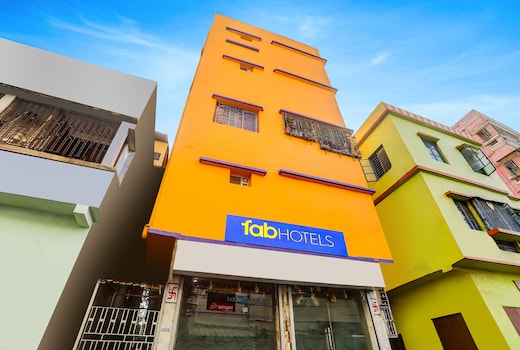 FabHotel Royal Rose Residency