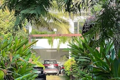 Rain Home Stay | Artifical Rain Setup in Lush-green setting, Alleppey