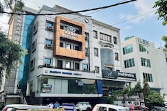 Hotel Karan Holidays Near Pitampura metro station, Delhi