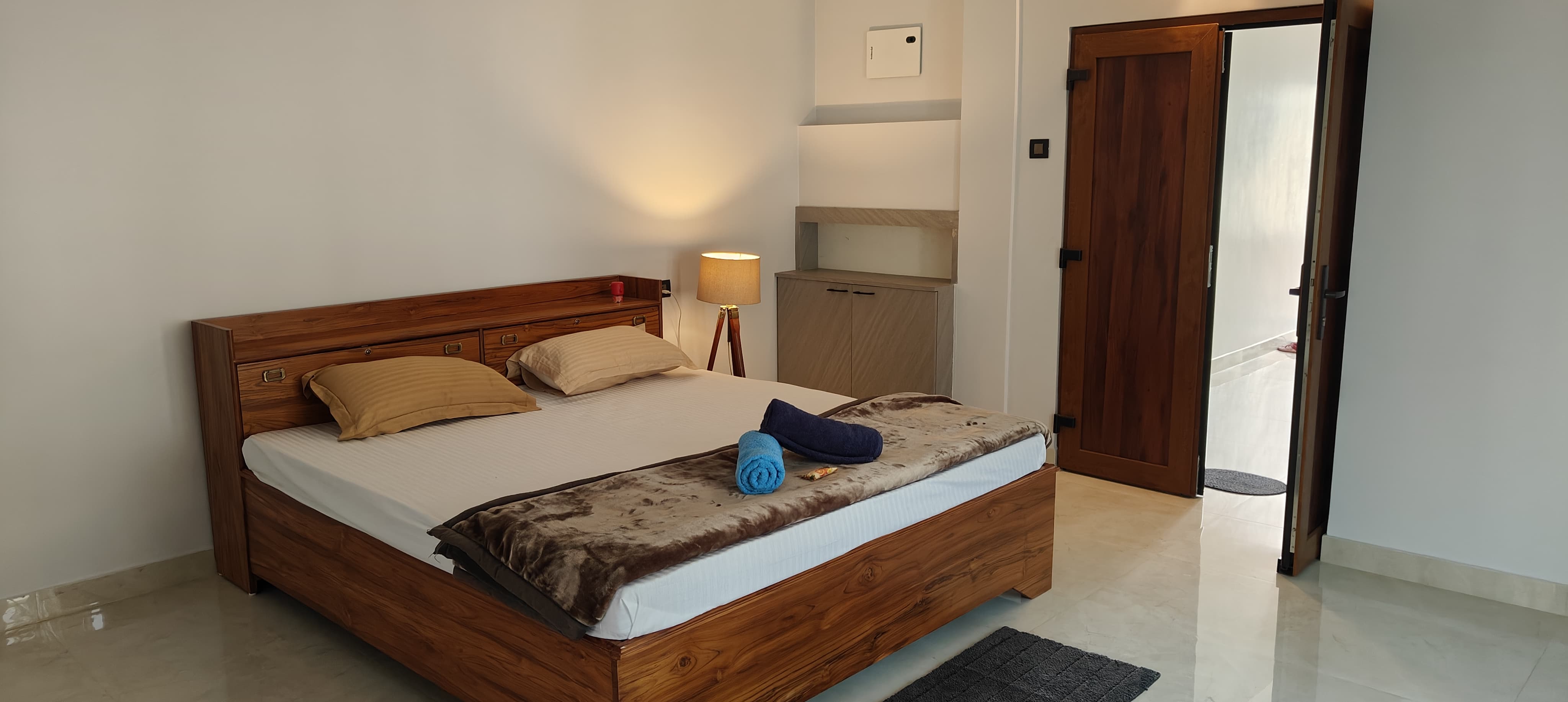 Thikona homestay Unit 1 - Tap to explore photos