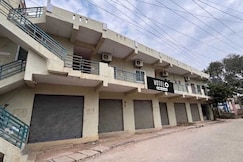 Hotel O New Mayuri Lodge, Hindupur