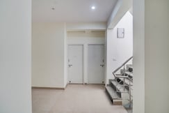 Hotel O Galaxy Inn, Greater Noida