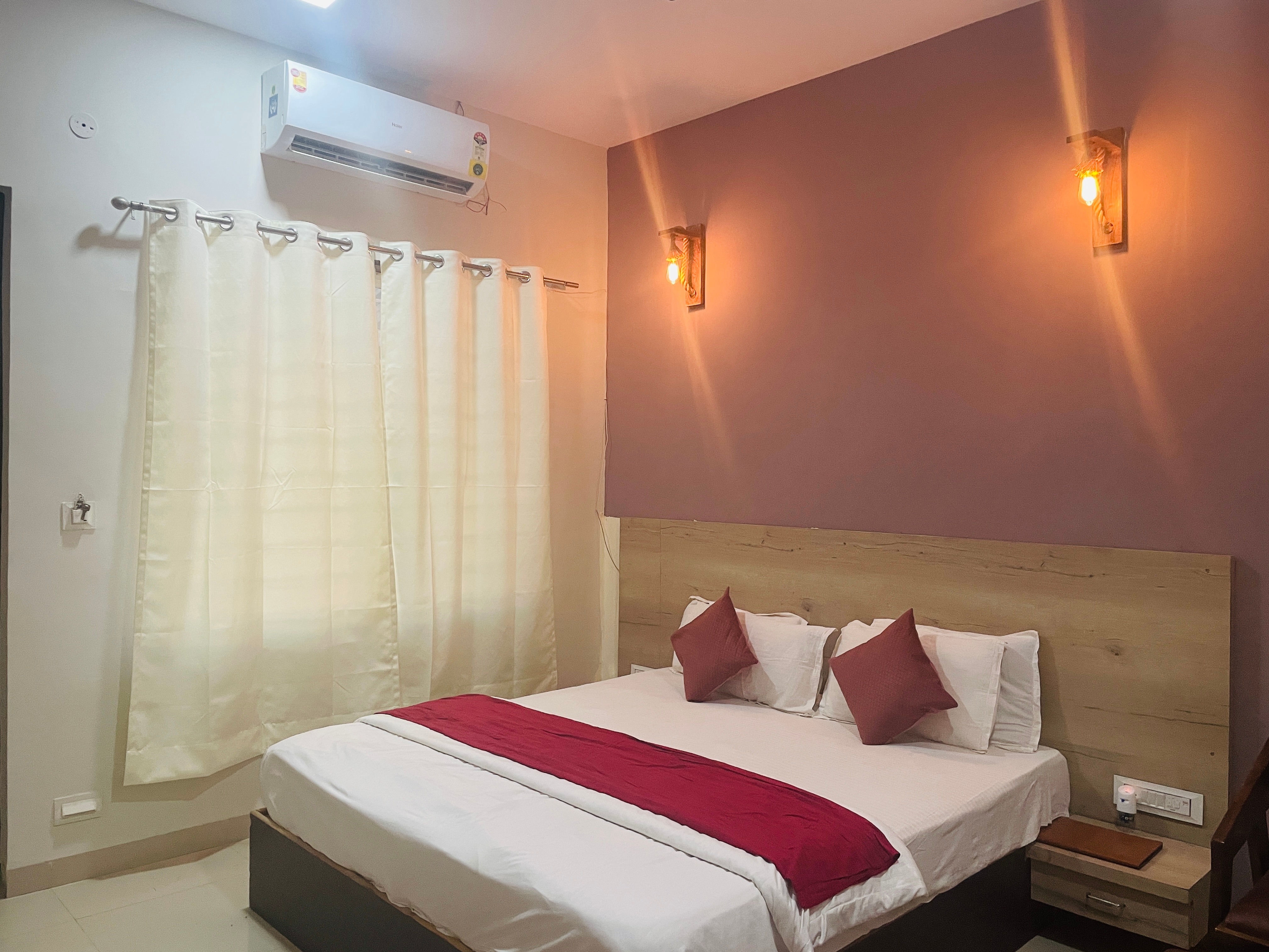 Hotel Mandavgarh Residency - Tap to explore photos
