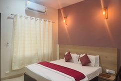 Hotel Mandavgarh Residency, Mandu