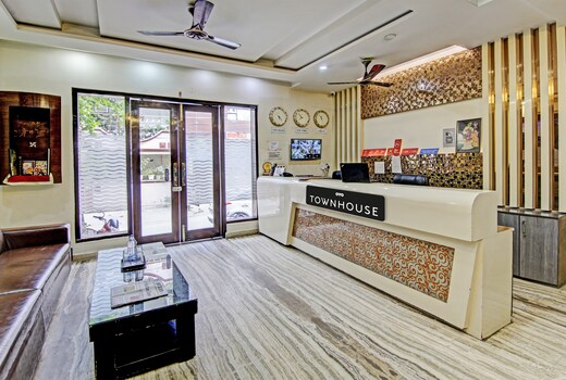 Townhouse Grand Inn