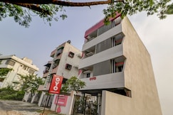Hotel O The Crown Inn, Nagpur
