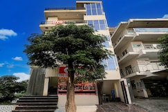 Hotel O The Great Royal Hotel, Noida