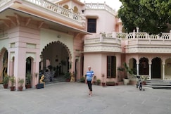 SAVRUPSON HERITAGE HOME, Phagwara